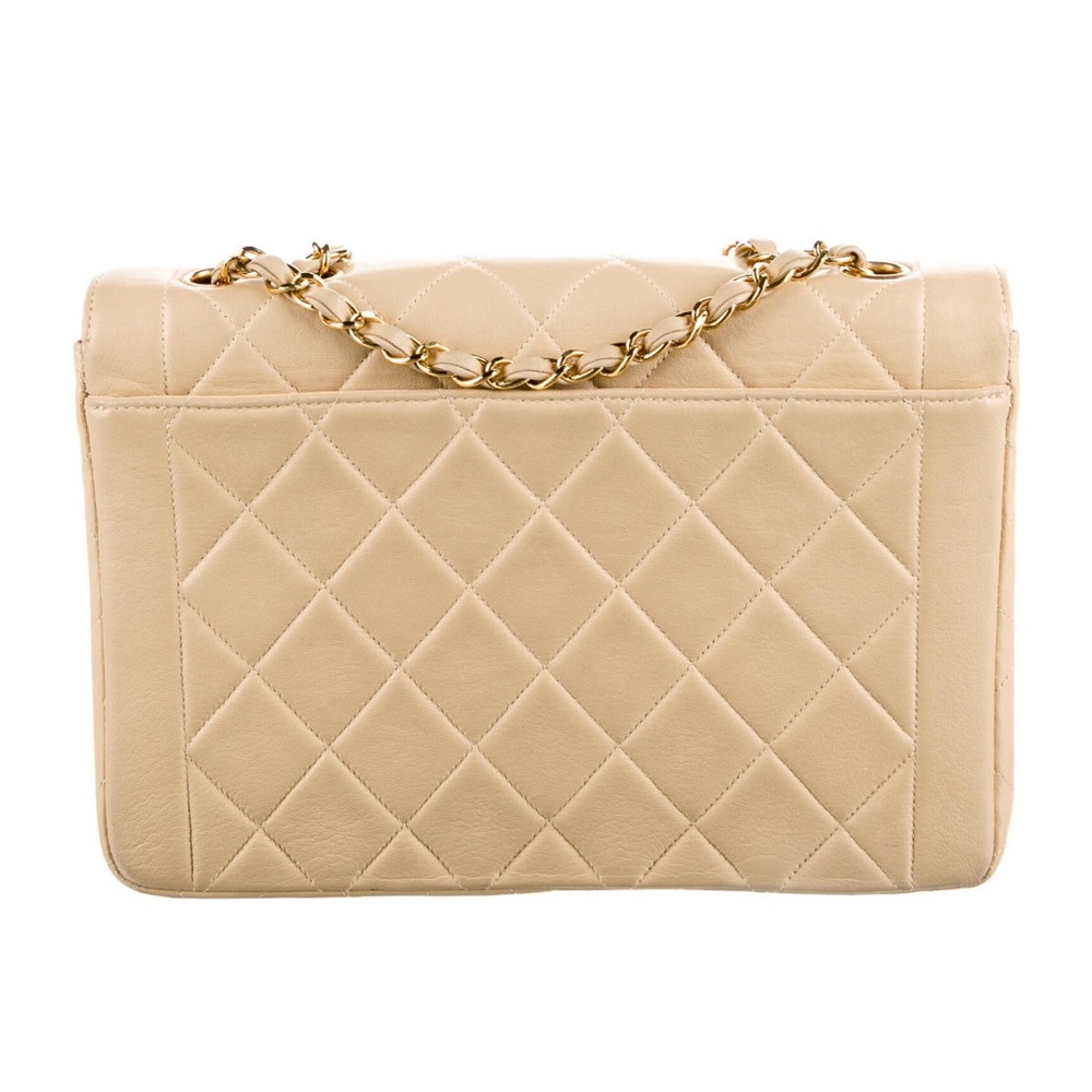 Chanel Beige Quilted CC Flap Bag - Picture 3 of 14